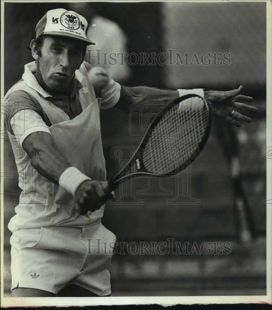 1985 Press Photo Tennis player Colin Dibley in action - sas06397- Historic Images