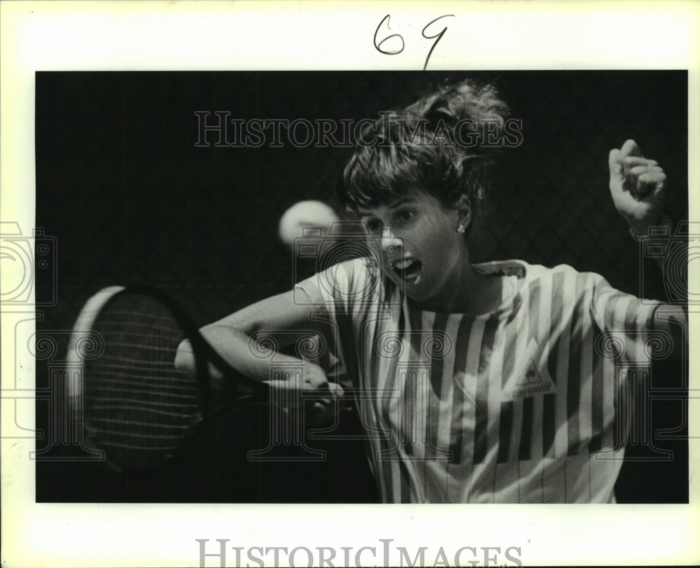 1988 Press Photo Laura Ritchey, College Tennis Player at Northern Hills Tourney- Historic Images