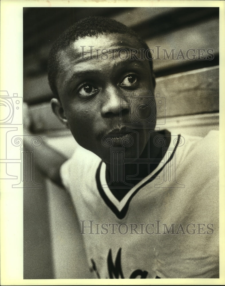 1983 Press Photo Patrick Antwi, St. Mary's College Basketball Player - sas07053- Historic Images