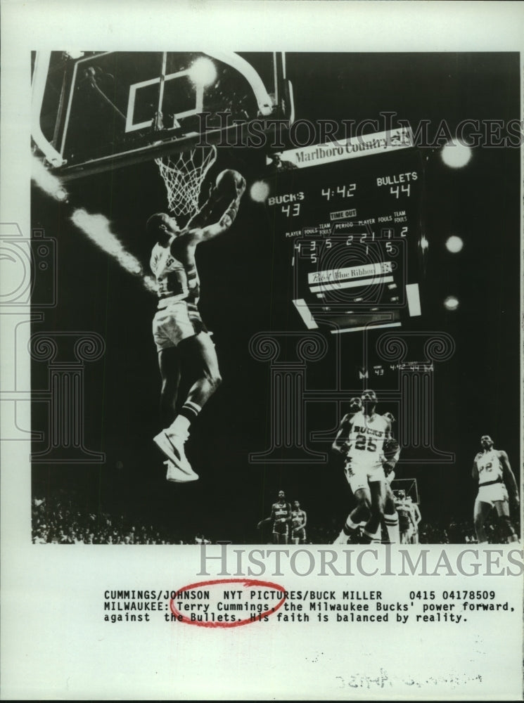 Press Photo Terry Cummings, Milwaukee Bucks Basketball Player at Bullets Game- Historic Images