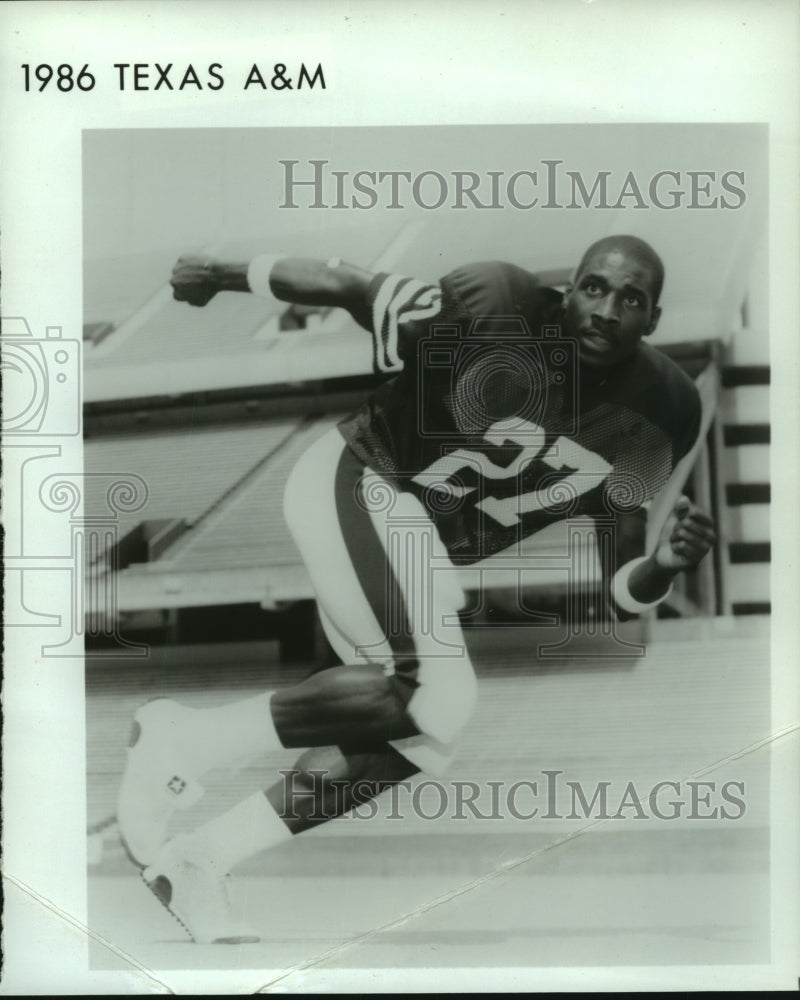 1986 Press Photo Texas A&M football player Terrance Brooks - sas07175- Historic Images