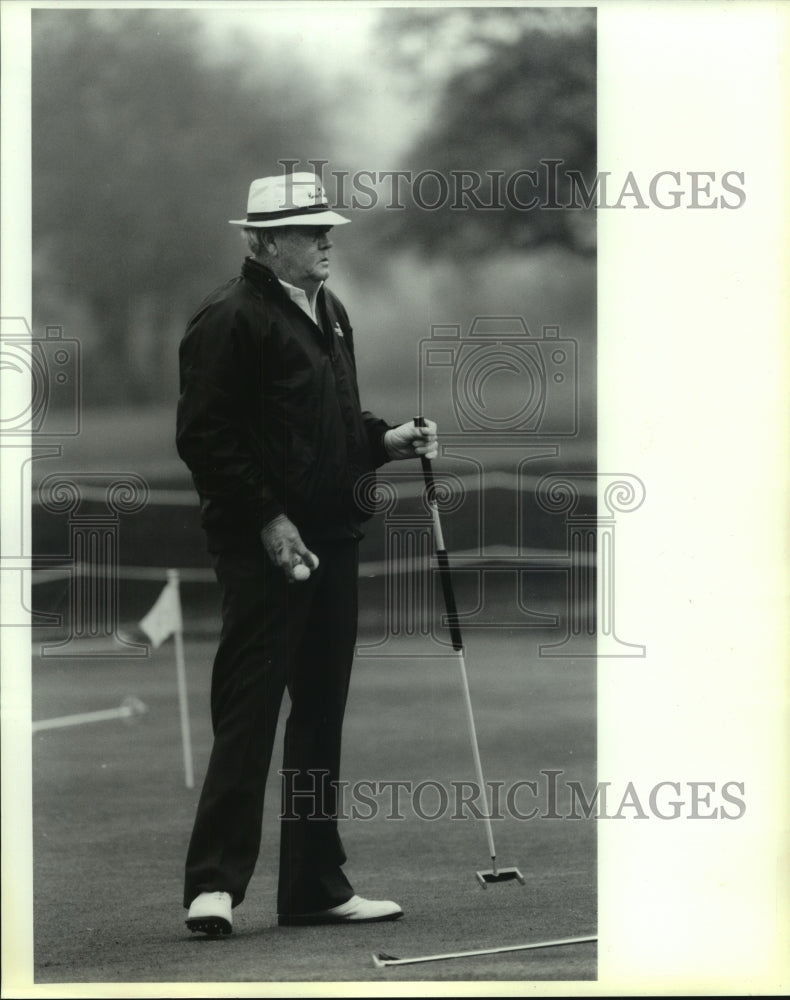 1991 Press Photo Golfer Gay Brewer at Dominion Country Club Vantage Practice- Historic Images