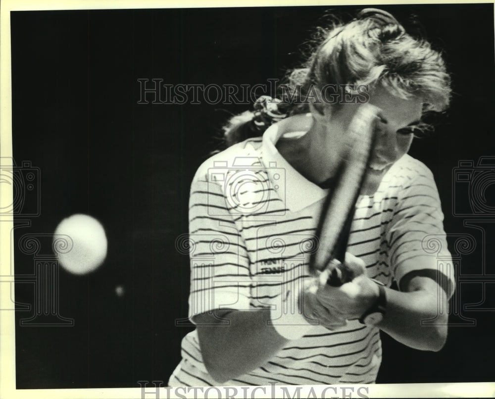 1988 Press Photo Katrina Crawford, Tennis Player - sas07385- Historic Images