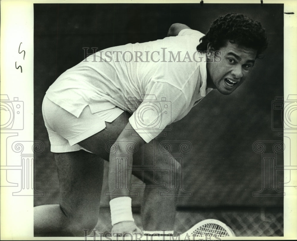 1987 Press Photo Mauricio Silva, Trinity College Tennis Player - sas07400- Historic Images