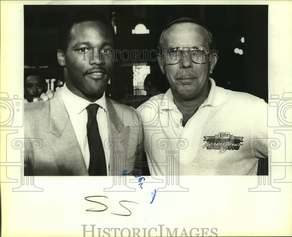 1986 Press Photo Donald Curry at Lite Boxing Across Texas - sas07411- Historic Images