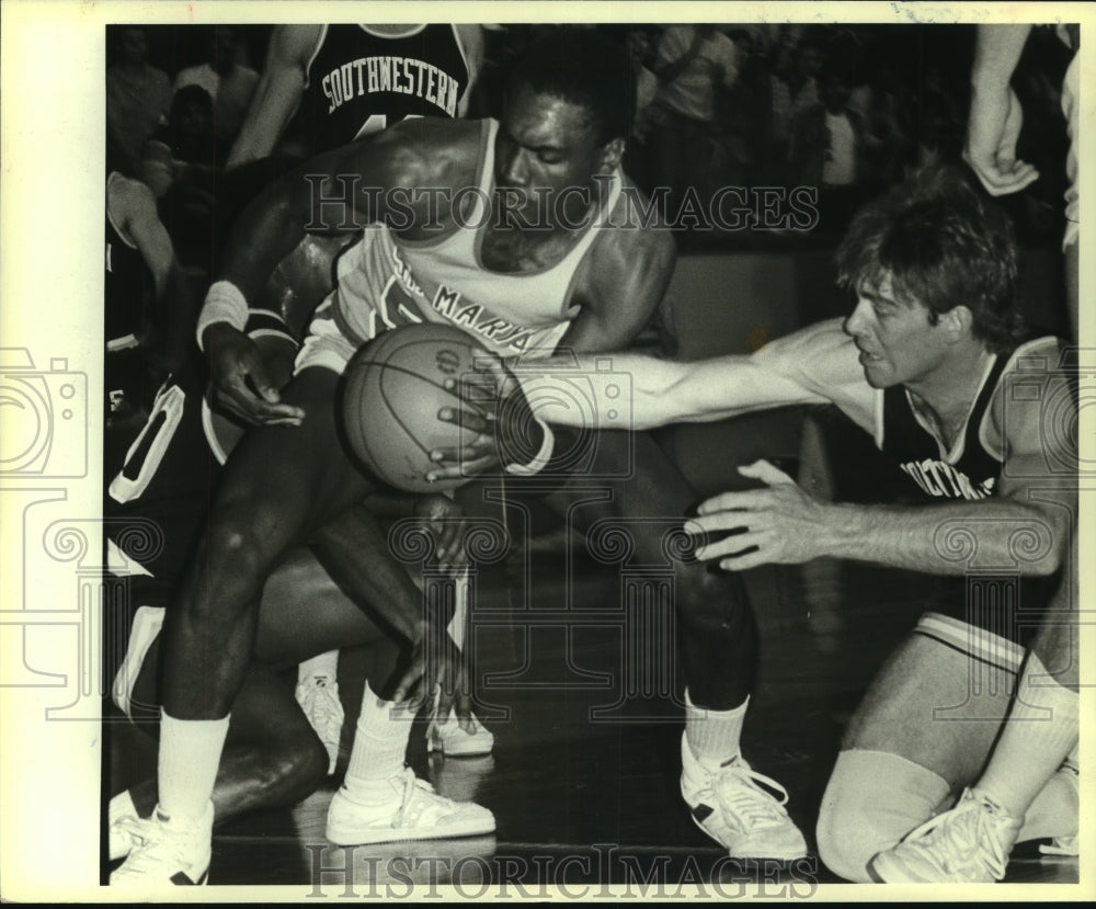 1984 Press Photo Ken LaCue, Saint Mary&#39;s College Basketball Player at Game- Historic Images