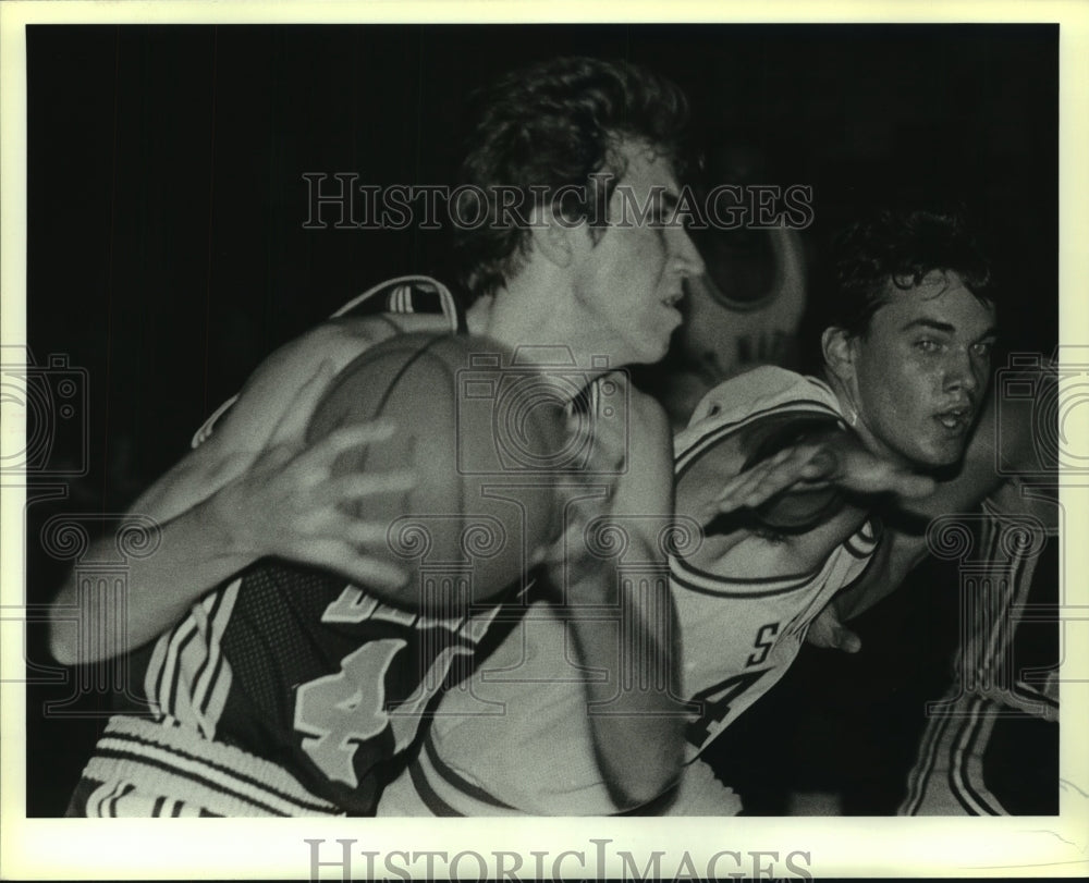 1986 Press Photo Saint Mary&#39;s College and University of Dallas Basketball Game- Historic Images