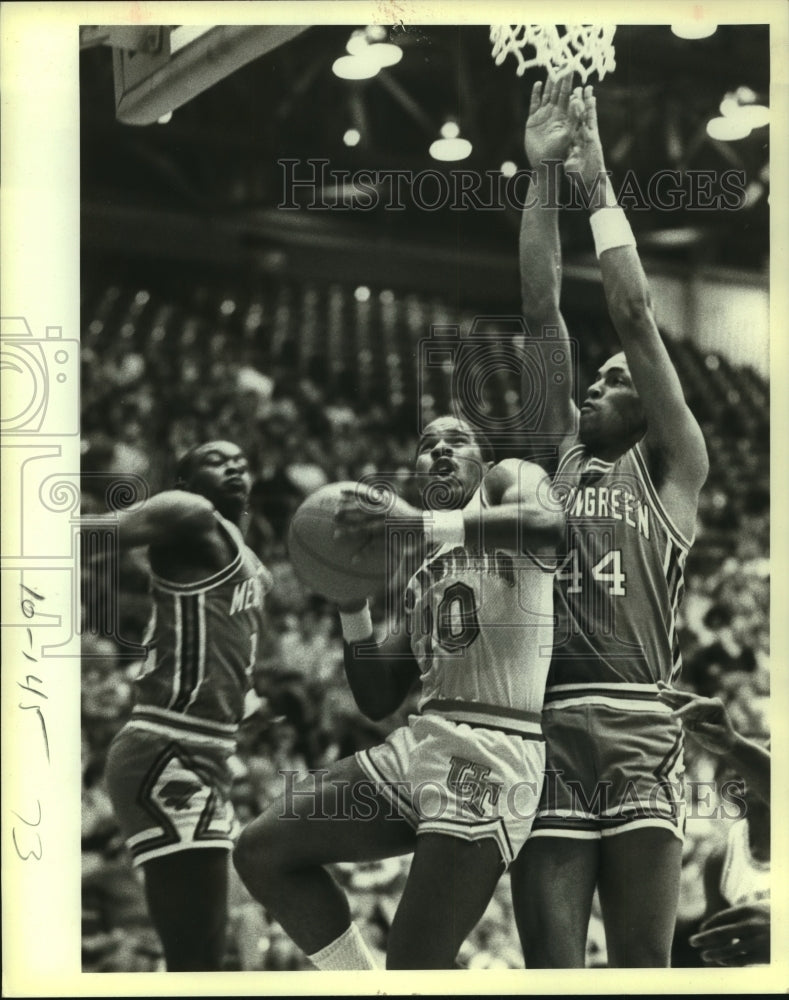 1984 Press Photo Vince Cunningham, San Antonio College Basketball Player at Game- Historic Images