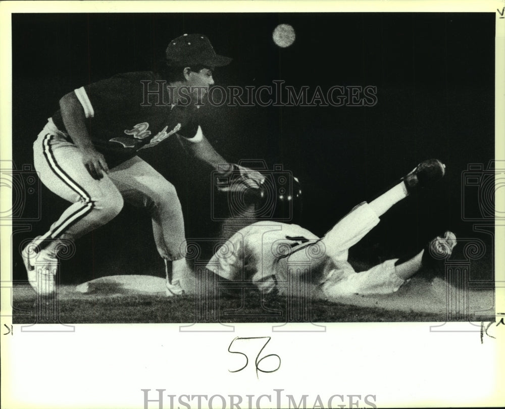 1988 Press Photo Corpus Christy and Judson High School Baseball Players at Game- Historic Images