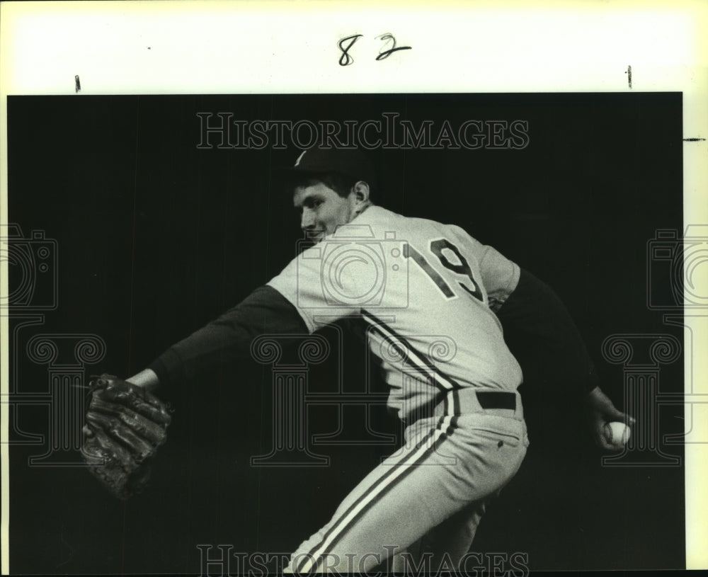 1988 Press Photo MacArthur High baseball pitcher Mike Copple - sas07781- Historic Images