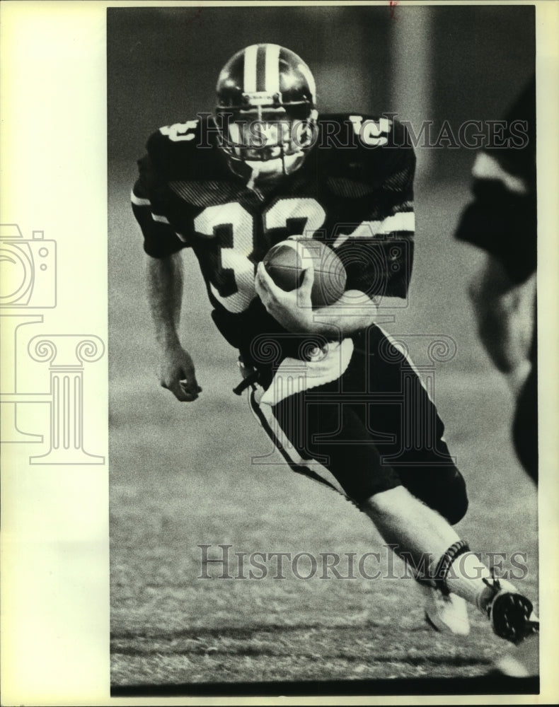 1983 Press Photo Chris Daimler, Churchill High School Football Player at Game- Historic Images