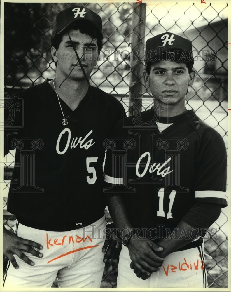 1986 Press Photo Owls High School Baseball Players Mike Kernan and John Valdivia- Historic Images