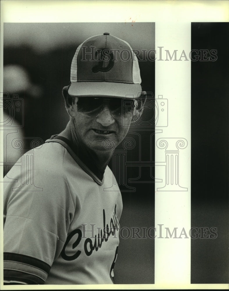 1988 Press Photo D'Hanis High baseball Pete Angermiller - sas07927- Historic Images