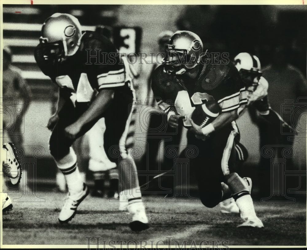 1983 Press Photo Chris Smith, High School Football Player at Jefferson Game- Historic Images