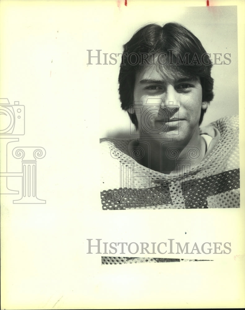 1983 Press Photo Mark Espinoza, Holly Cross High School Football Player- Historic Images