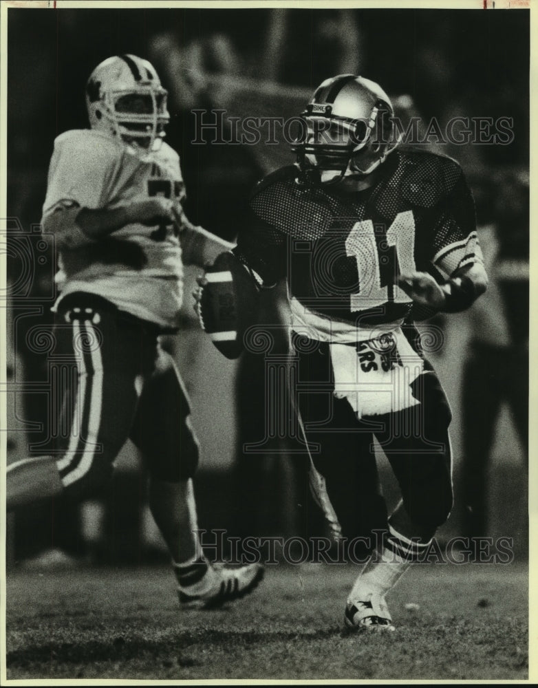 1984 Press Photo Clark and Madison High School Football Players at Game- Historic Images