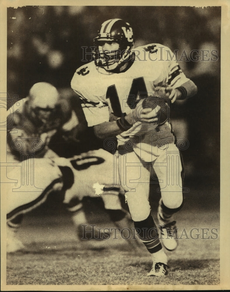 Press Photo Wally McCampbell, Churchill High School Football Player at Game- Historic Images