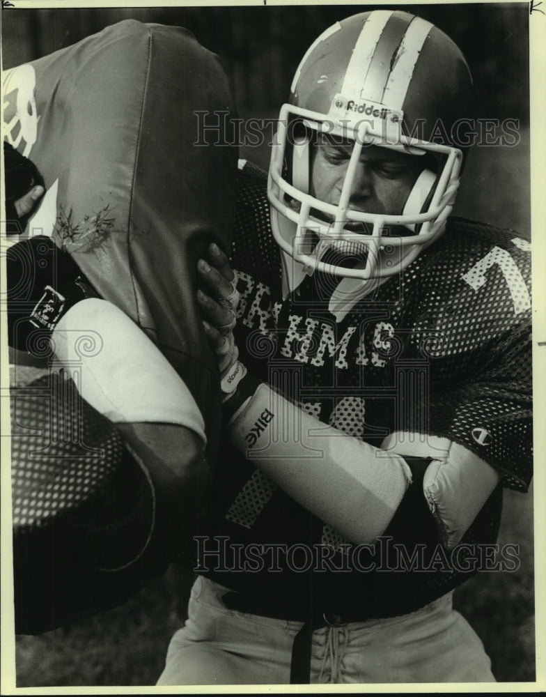 1985 Press Photo Trevor Howard, MacArthur High School Football Player- Historic Images