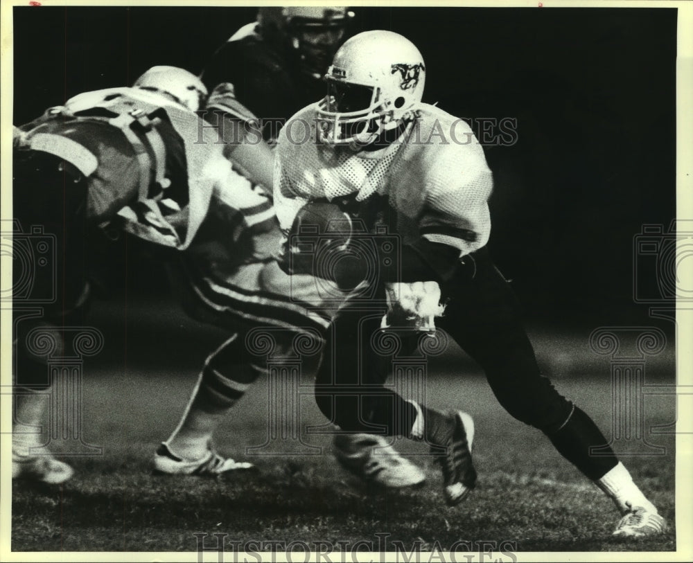 1984 Press Photo Jay High football player Carl Booker in action - sas08330- Historic Images