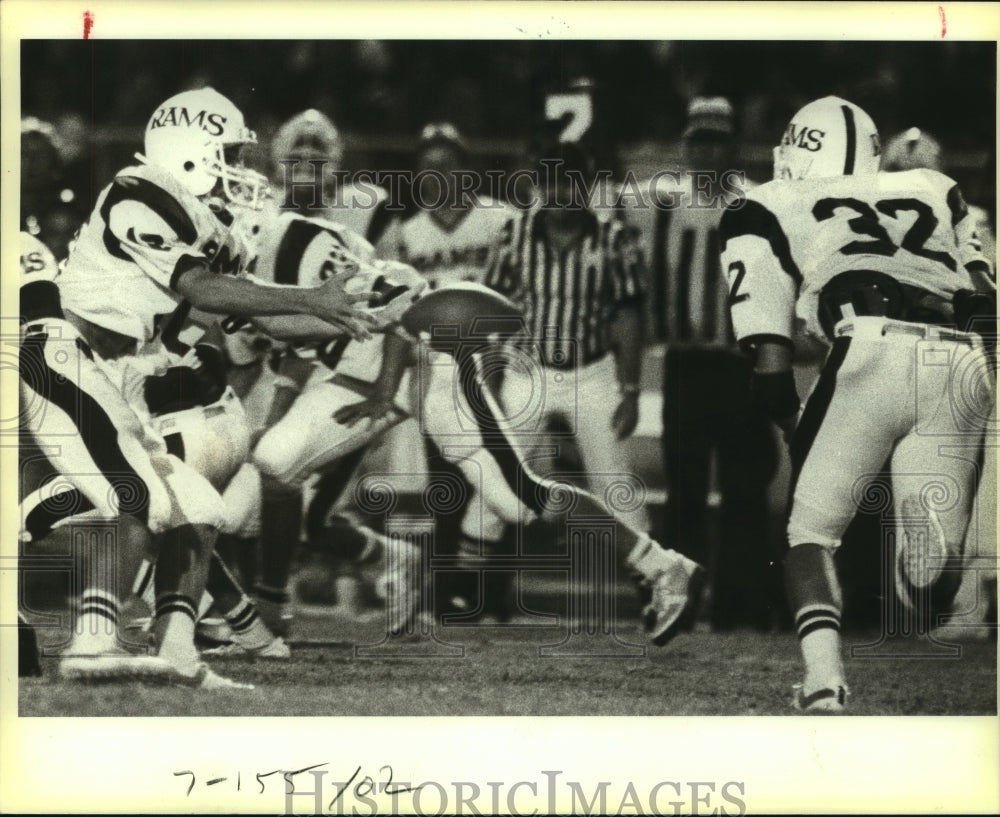 1983 Press Photo Jon Zabava, Marshall High School Football Player at Game- Historic Images