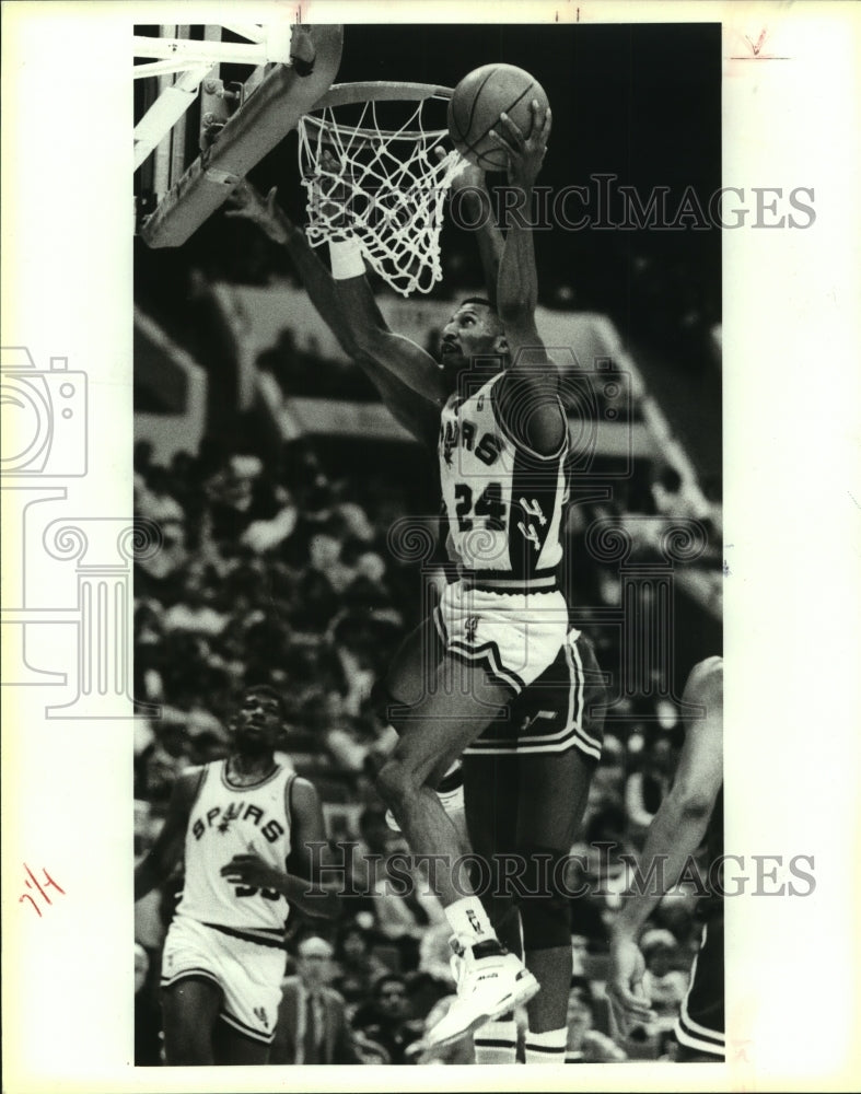 1988 Press Photo Johnny Dawkins San Antonio Spurs Basketball Player at Jazz Game- Historic Images