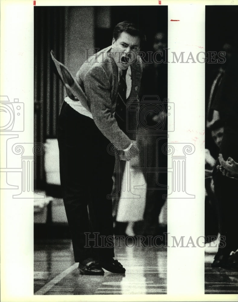 1987 Press Photo Ken Burmeister University of Texas San Antonio Basketball Coach- Historic Images