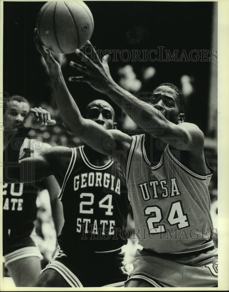 1987 Press Photo Texas-San Antonio plays Georgia State in college basketball- Historic Images