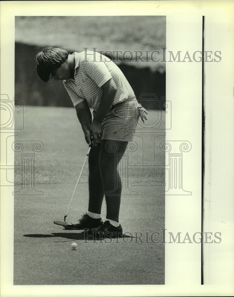 1983 Press Photo Golfer Henry Salinas at City Junior Golf Tournament - sas08596- Historic Images