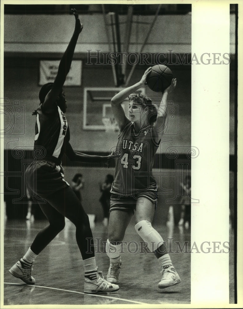 1987 Press Photo Tisha Boldt, University of Texas San Antonio Basketball Player- Historic Images