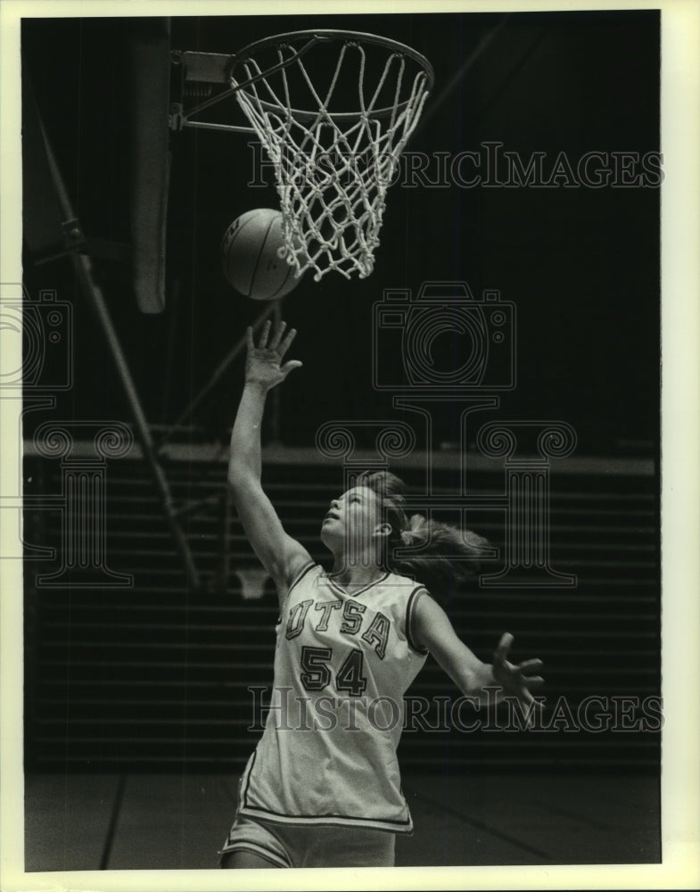 Press Photo Kristen Thomas, University of Texas San Antonio Basketball Player- Historic Images