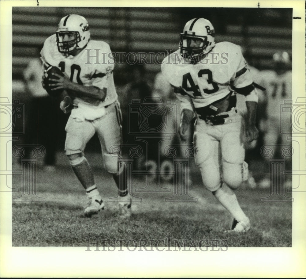 1985 Press Photo Clemen&#39;s High School Football Players Bruce Kea and Jerry Edson- Historic Images