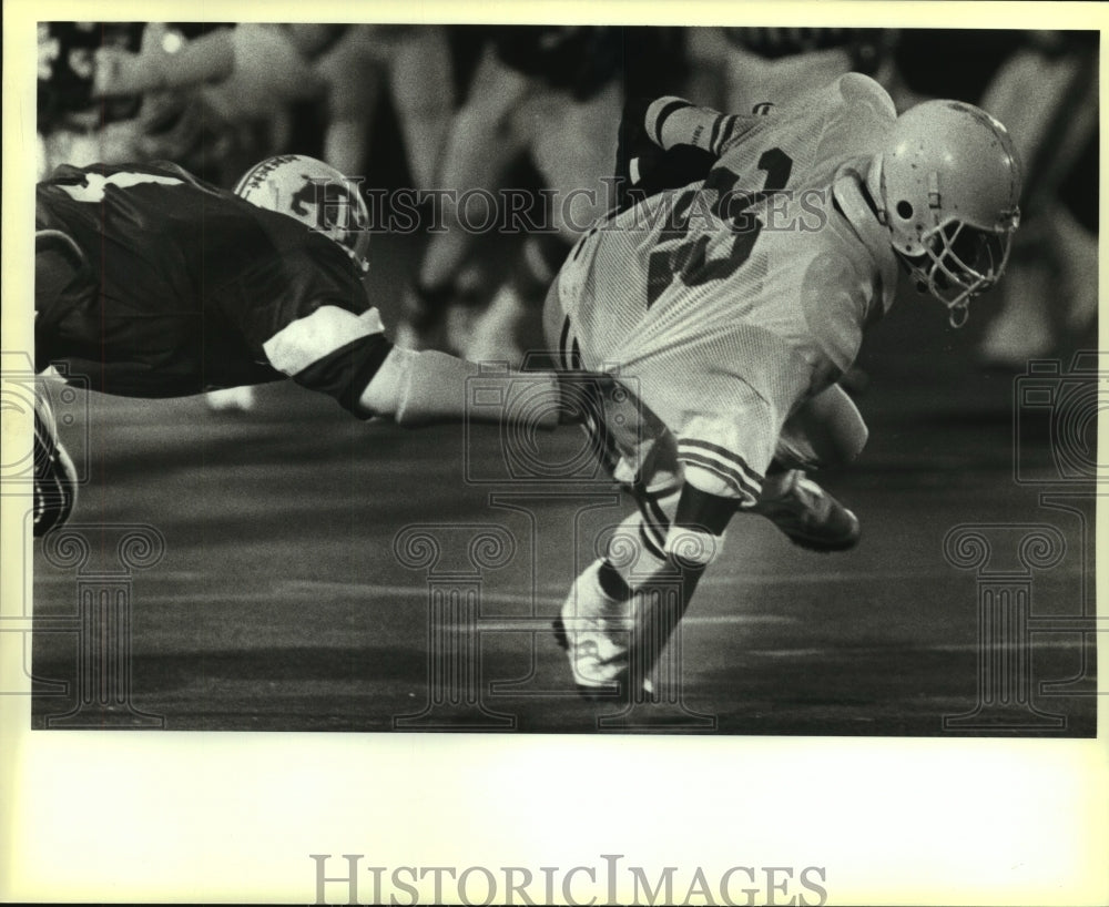 1984 Press Photo Jimmy Young, James Madison Football Player at Burbank Game- Historic Images