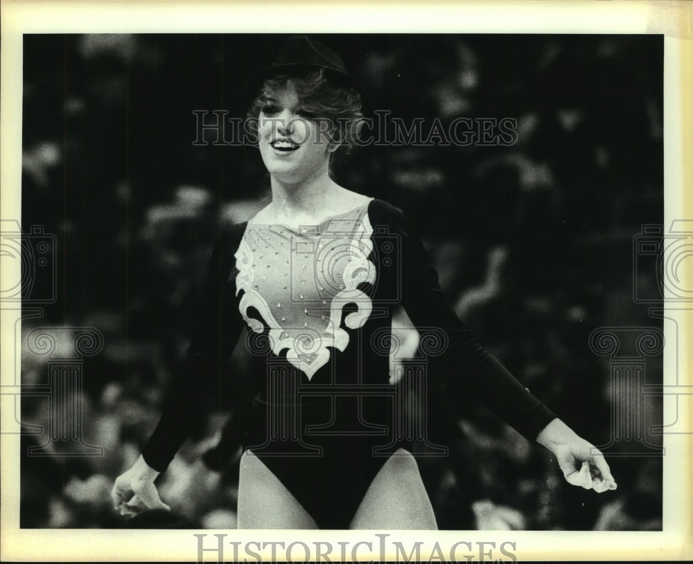 1982 Press Photo Spurs Quicksilver Dance Team Member - sas08990- Historic Images