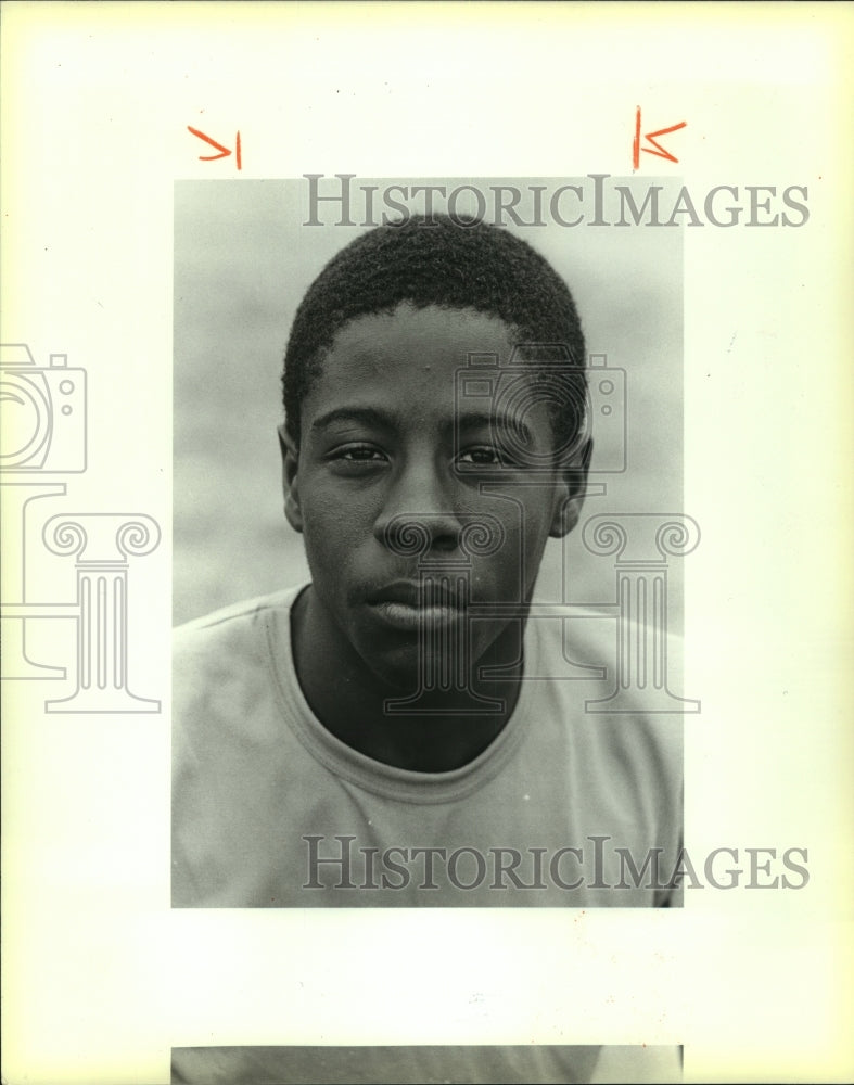 1986 Press Photo David Shepard, South San Antonio West Campus High School Track- Historic Images