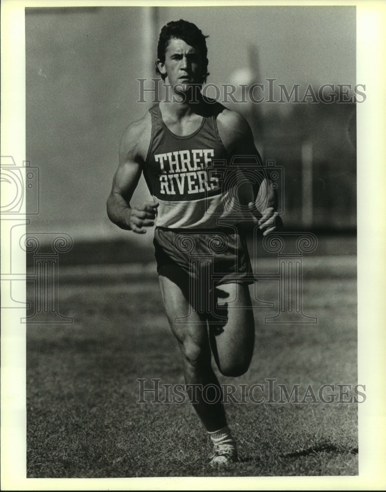 1987 Press Photo Ronnie Gee, Three Rivers Track Team Runner - sas09236- Historic Images