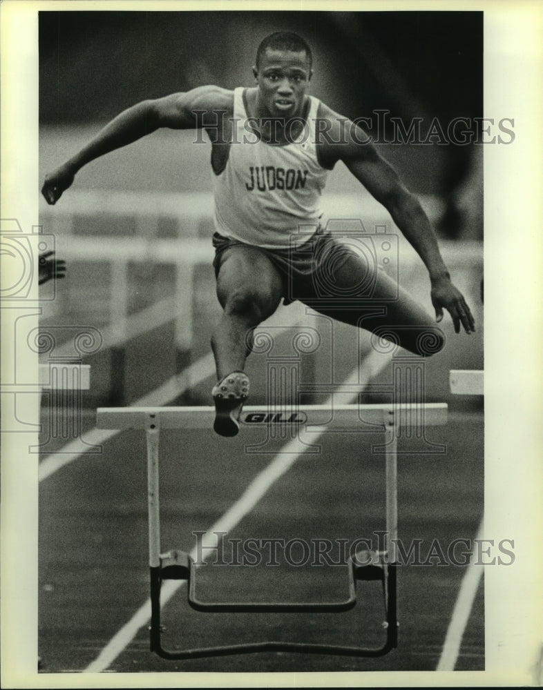 Press Photo A Judson High track hurdler in action - sas09245- Historic Images