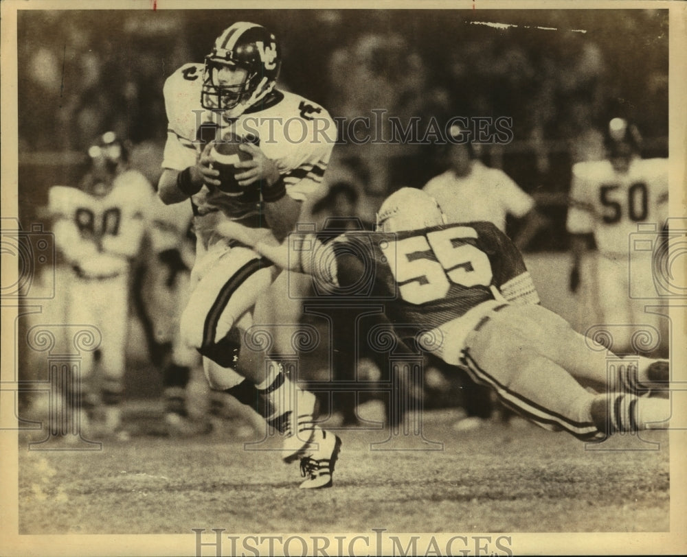 1982 Press Photo Wally McCampbell, Churchill High School Football Player at Game- Historic Images