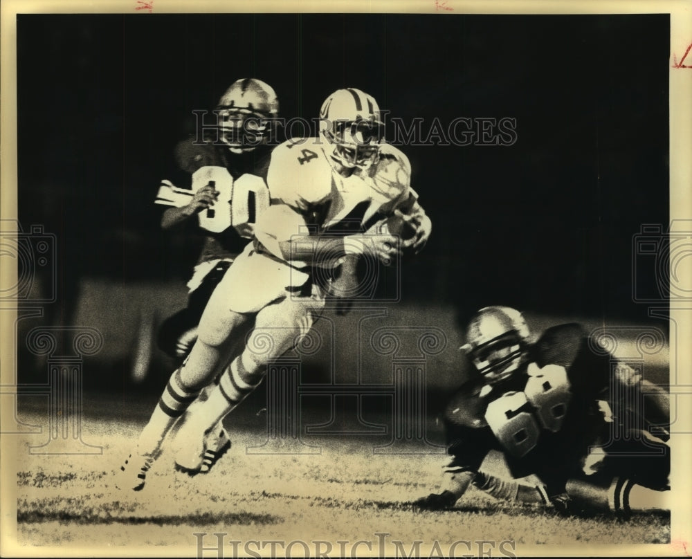 1982 Press Photo Judson High football player Allen Dear in action vs. Clark- Historic Images