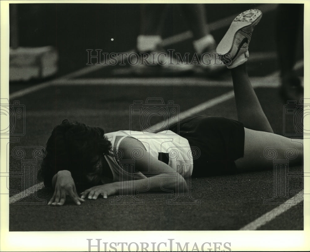 1987 Press Photo Lydia Vallejo, 400 Meter Track Runner on Track - sas09415- Historic Images