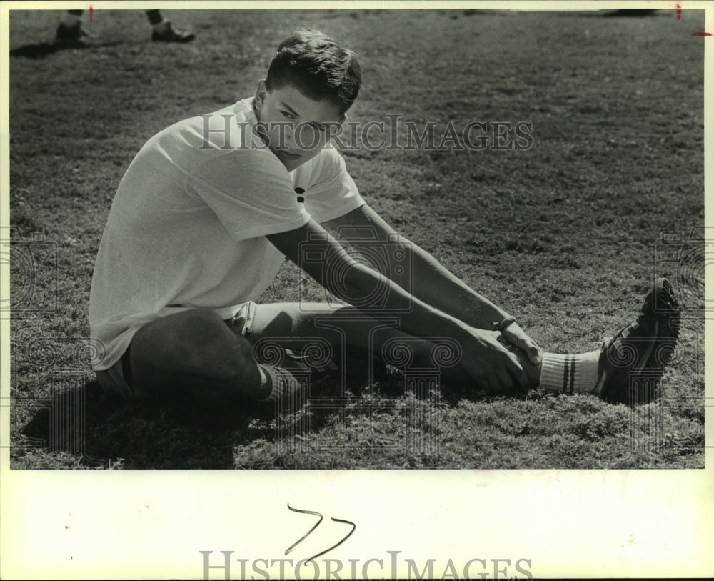 1986 Press Photo Steve Sisson, Churchill High School Track Cross Country Runner- Historic Images