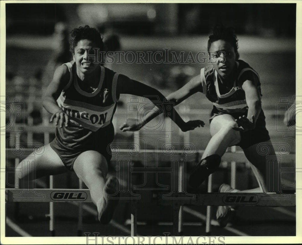 1980 Press Photo Judson High School Track Low Hurdle Runners at Rocket Relays- Historic Images