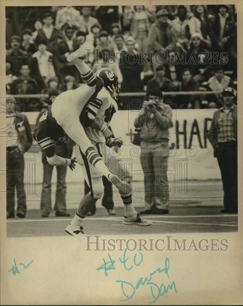 1976 Press Photo David Dan, Churchill High School Football Player at Game- Historic Images