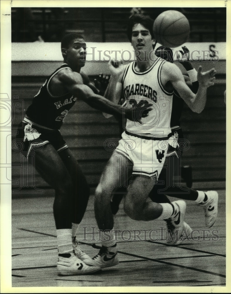 1986 Press Photo Tommy Elliot, Churchill High School Basketball Player at Game- Historic Images