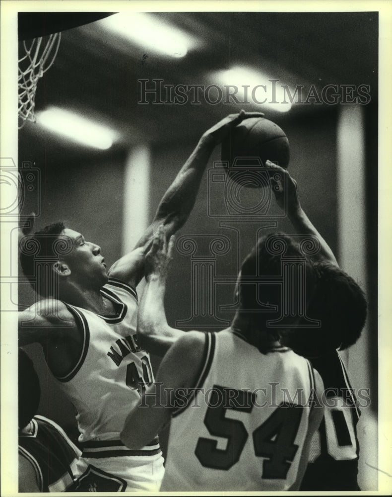 1986 Press Photo Madison and MacArthur High School Basketball Players at Game- Historic Images