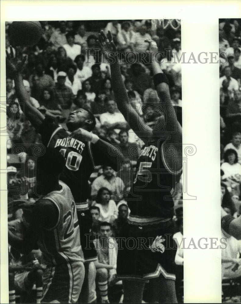 1993 Press Photo East Central High School Basketball Players at Judson Game- Historic Images