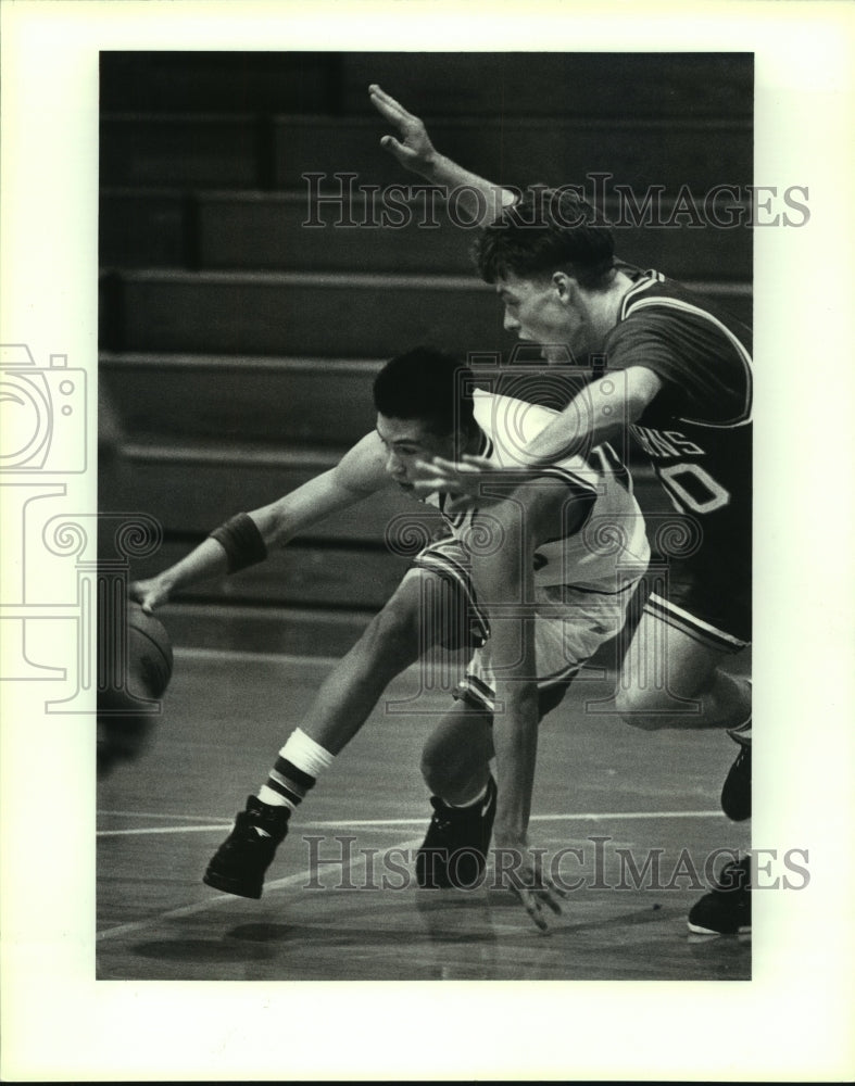 1992 Press Photo McCollum and New Braunfels High School Basketball Players- Historic Images