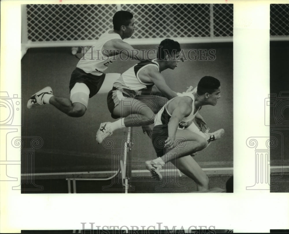 1994 Press Photo Prep hurdlers competing during Fiesta Relays at Alamo Stadium- Historic Images