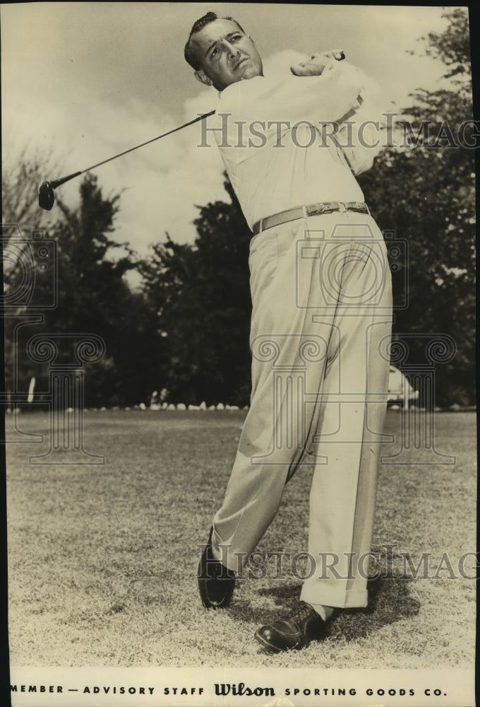 Press Photo Golfer Vic Ghezzi, Wilson Sporting Goods Company Staff Member- Historic Images