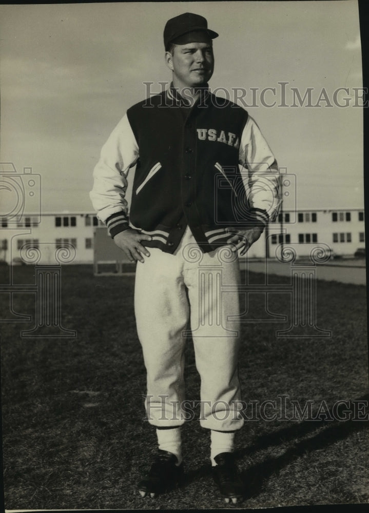 Press Photo T. Byron Gillory, Air Force Academy Football Coach - sas09837- Historic Images