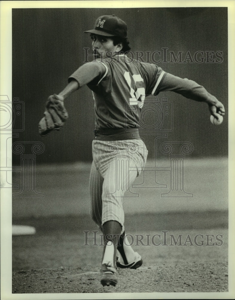 1983 Press Photo Carlos Gil, Cub Baseball Pitcher - sas09858- Historic Images